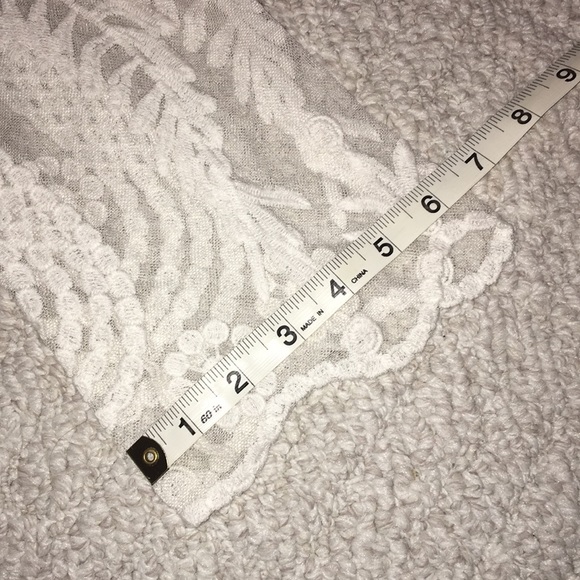 Lace Long Sleeve Dress - Picture 7 of 8